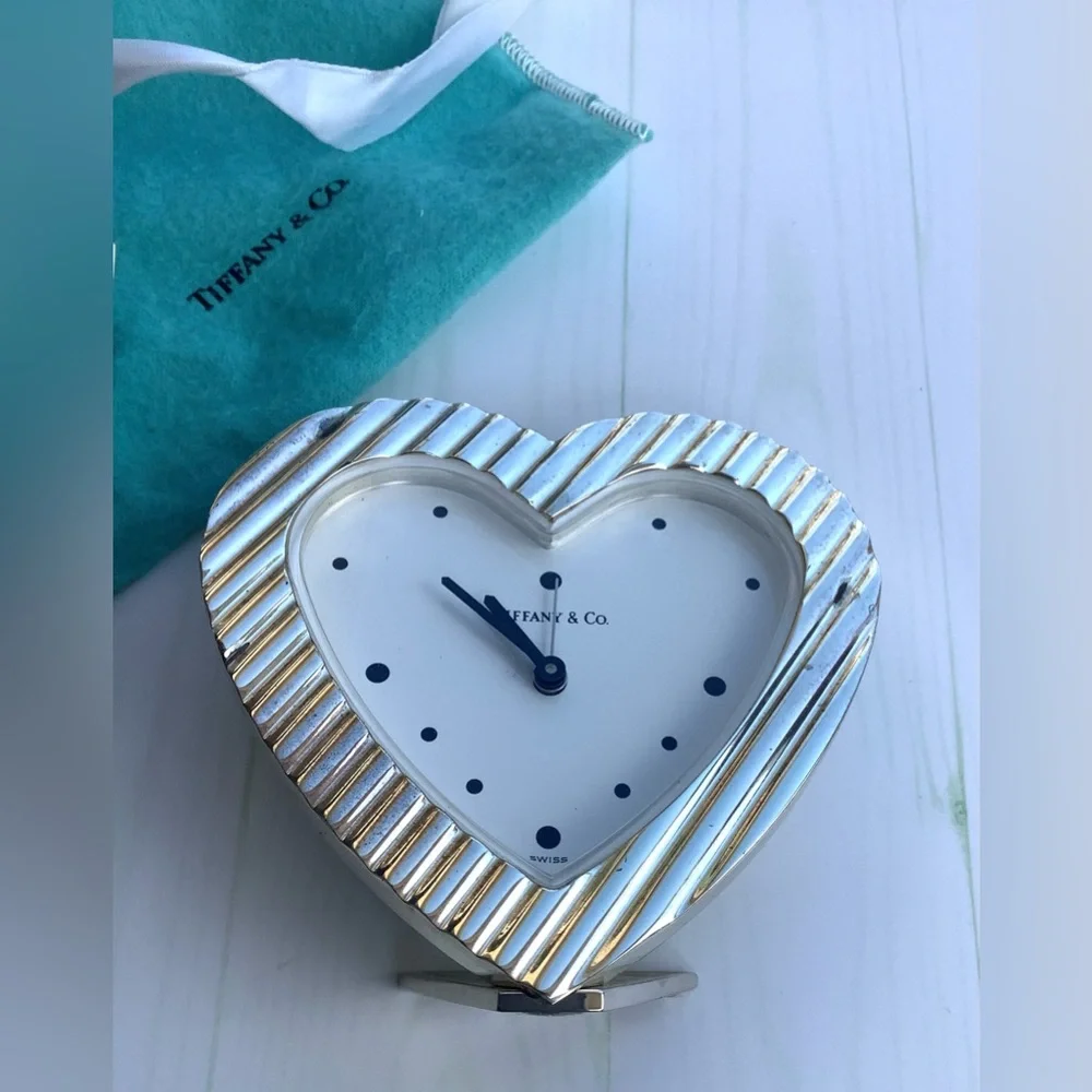 Authentic Tiffany & Co. Heart-Shaped Silver Table Clock🩵🤍🩵